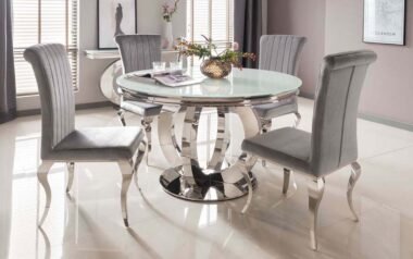 Orio Round Dining Table