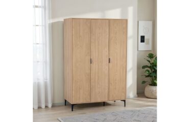 Mia 3 Door Oak Wardrobe